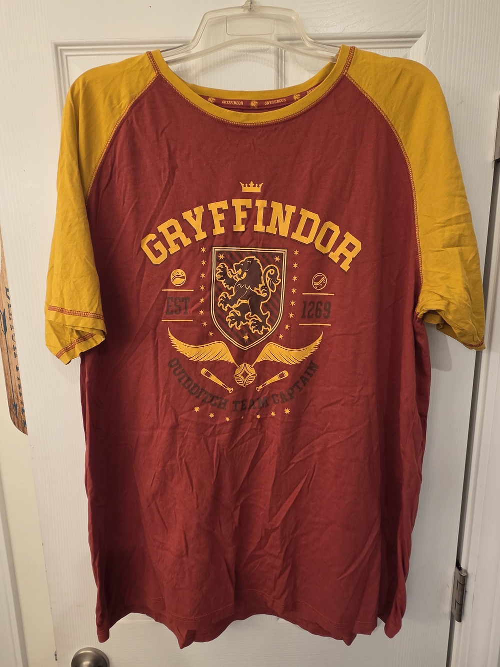 Harry Potter Gryffindor Quidditch Tshirt 2x
